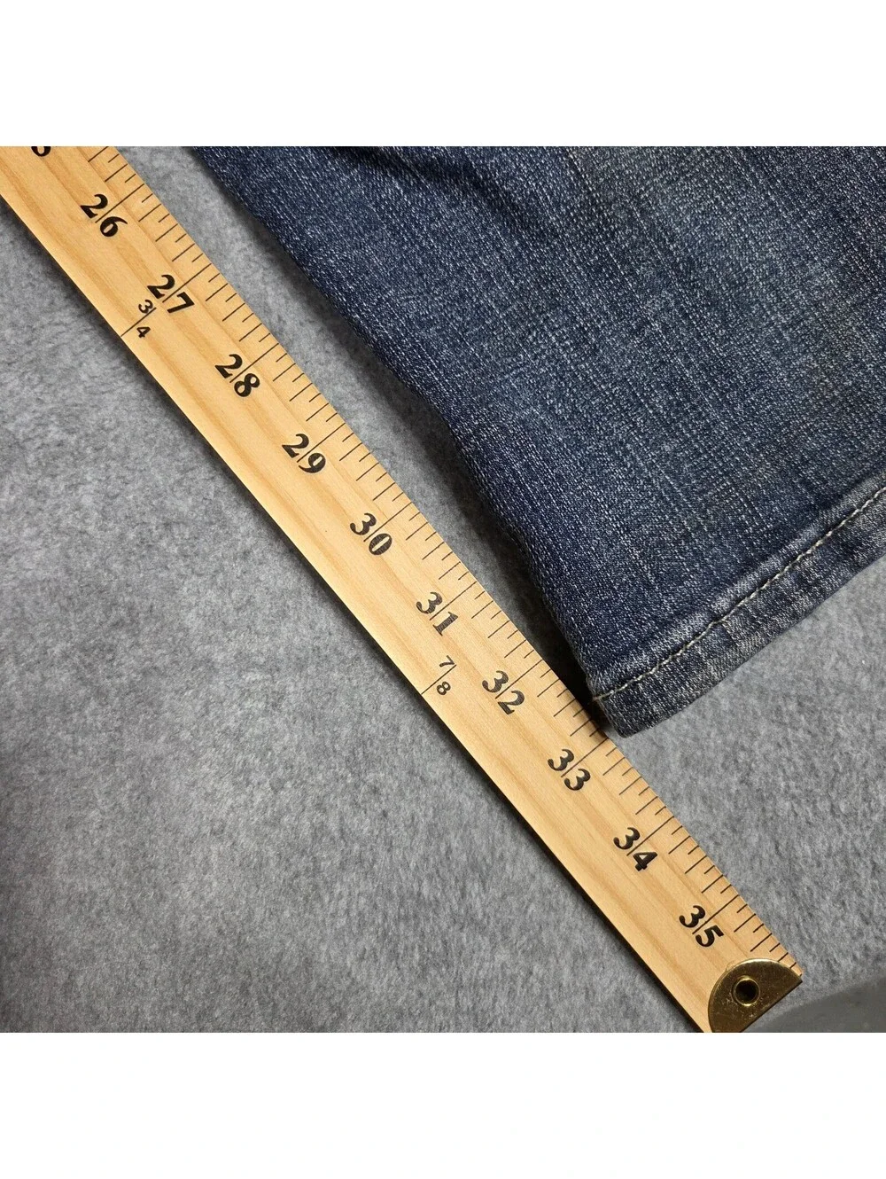 WRANGLER JEANS Women's 09MWTMS Straight Leg Mid Rise Stretch Denim Blue 37x32